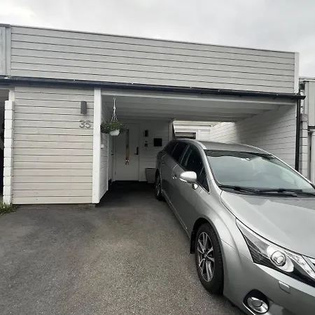 Sunny Gateaway In Lerstad, Suitable For Two Guests * Ålesund